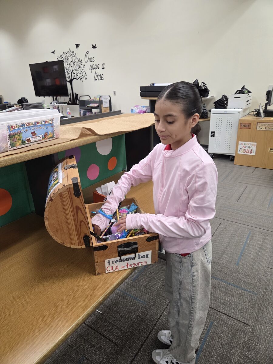 📚🌟 Shout-Out to Our Amazing Readers! 🌟📚