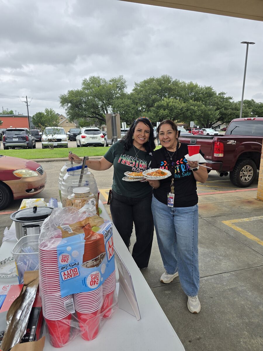 💙 Day 2 of Teacher/Staff Appreciation Week 💙