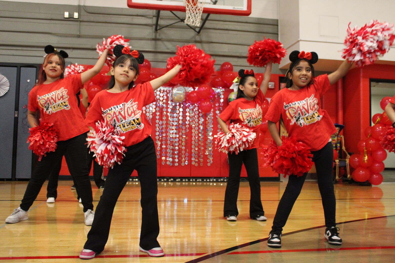 💃 THE FINAL WEEK OF SCHOOL BELONGS TO THE ROOSEVELT & SHERLOCK DANCE TEAMS! 🔥