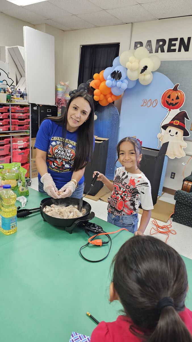 👩‍🍳🌮 CLUB DE COCINA ACE – ¡Quesadillas de Pollo! 🌮👨‍🍳
