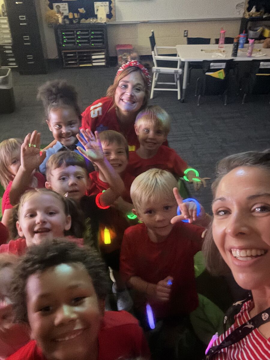 Glow stick behavior party