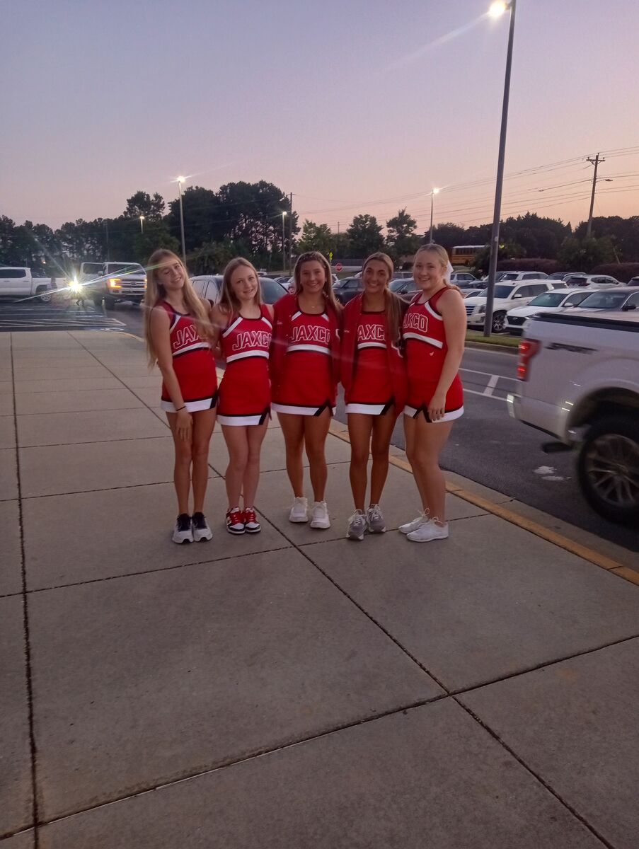 JCHS Football & Cheerleaders