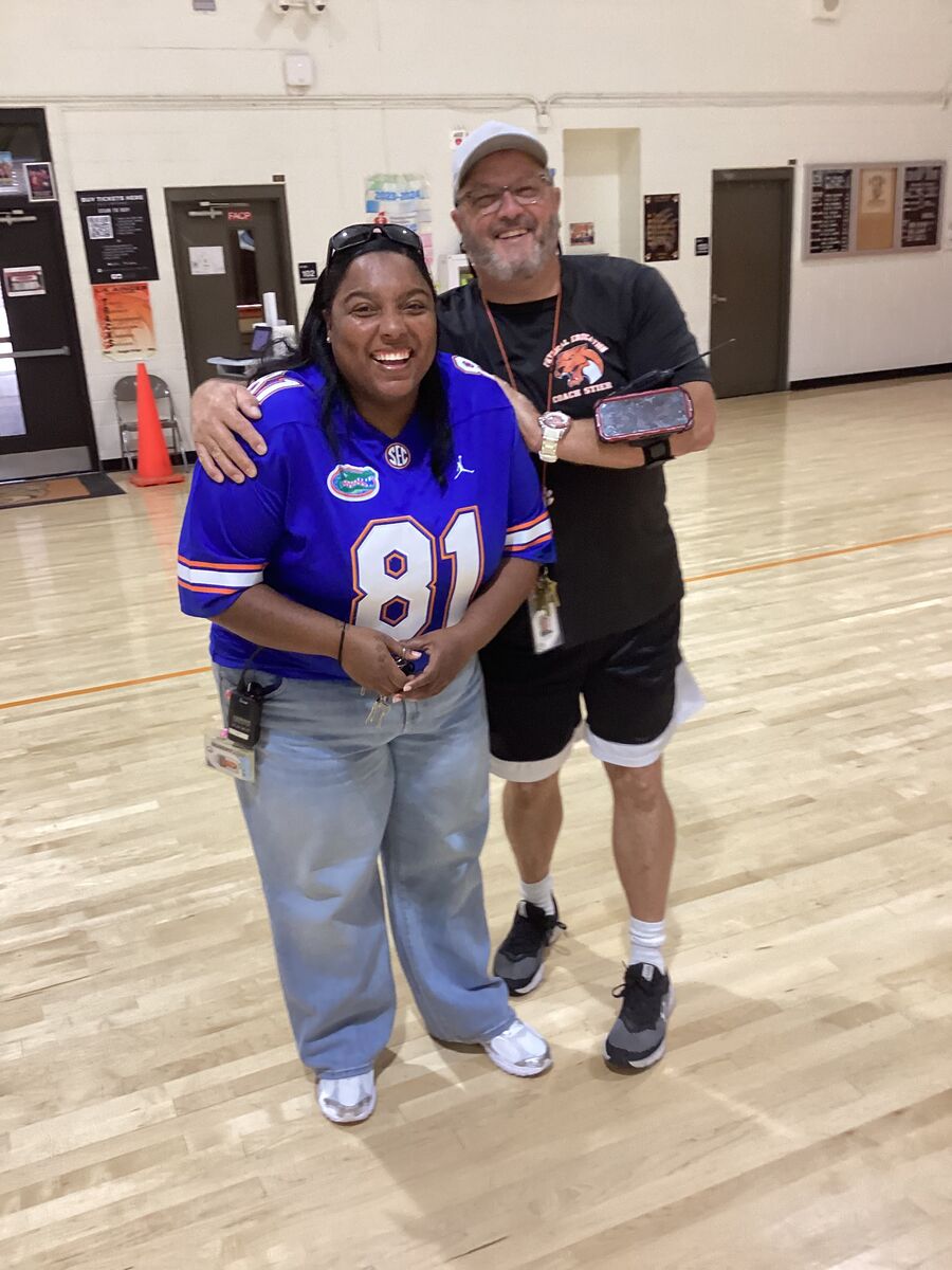 🧡🖤 COUGAR SPIRIT WEEK: ART vs ATHLETICS🖤🧡