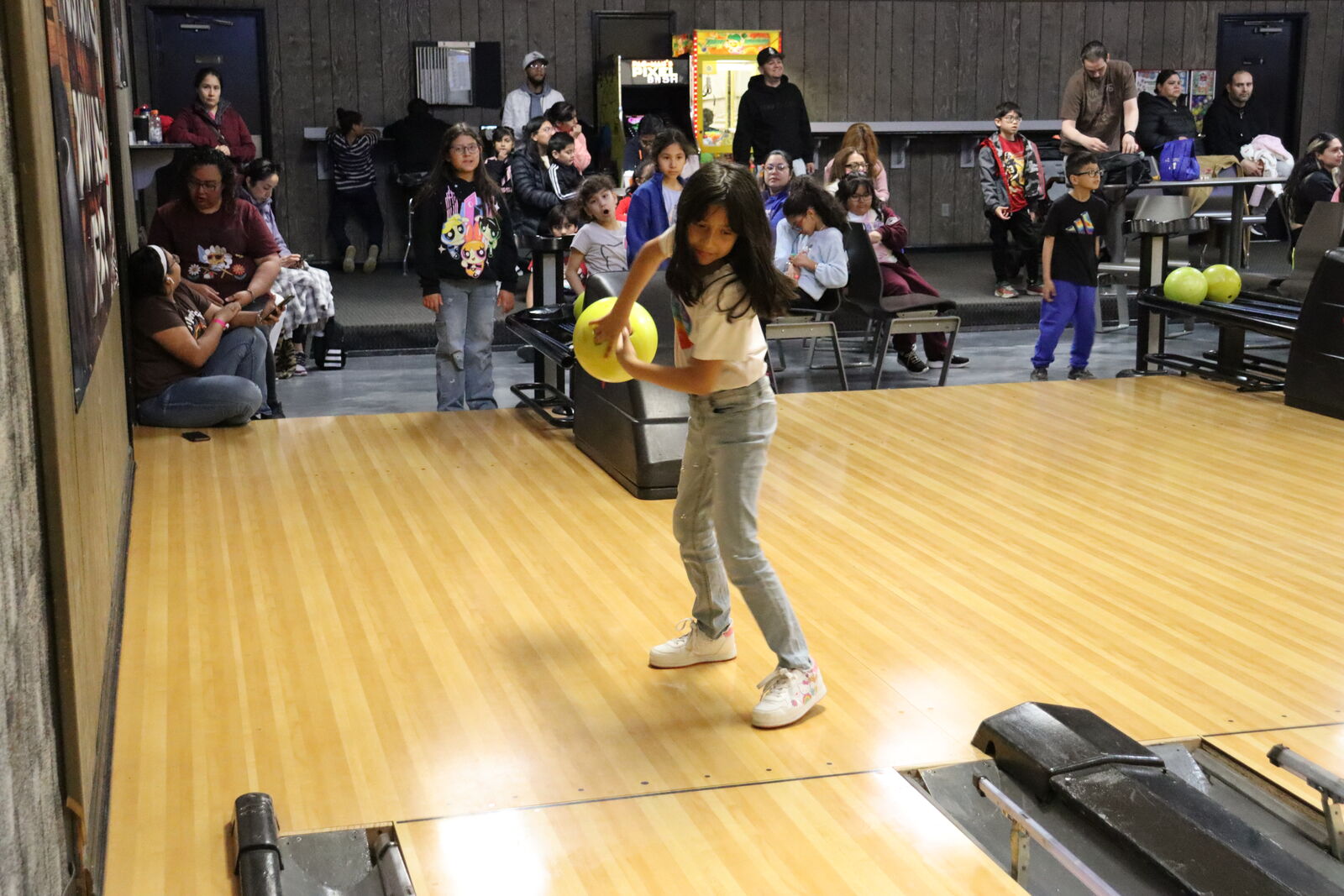🎳 140 KIDS. 12 SATURDAYS. THE FUTURE OF BOWLING IN D99 IS BRIGHTER THAN EVER! 💯